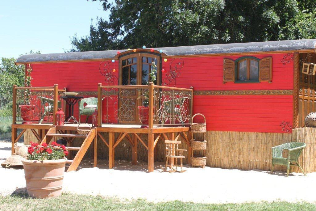 La Roulotte "Les Saintes" B&B 외부 사진